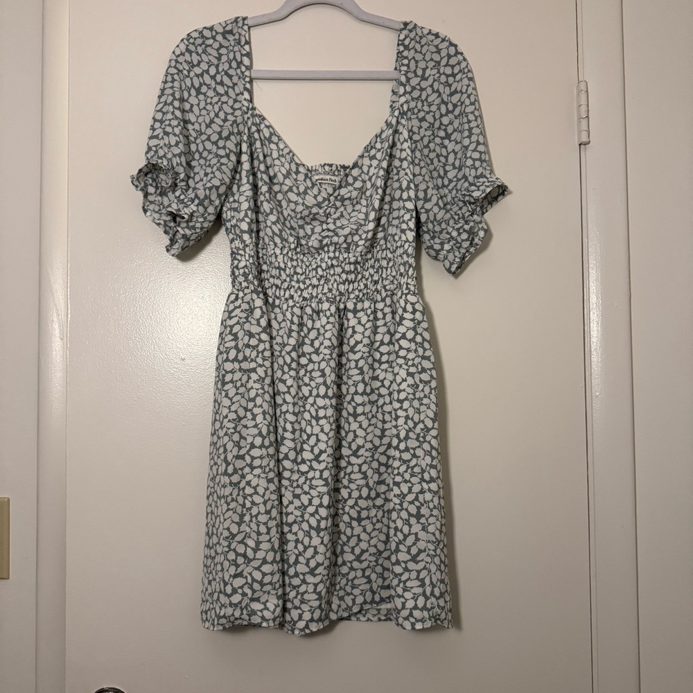 Abercrombie & Fitch Leaf Pattern Mini Dress